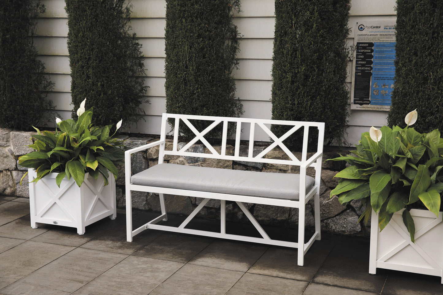 Bridgeport Garden Bench Seat